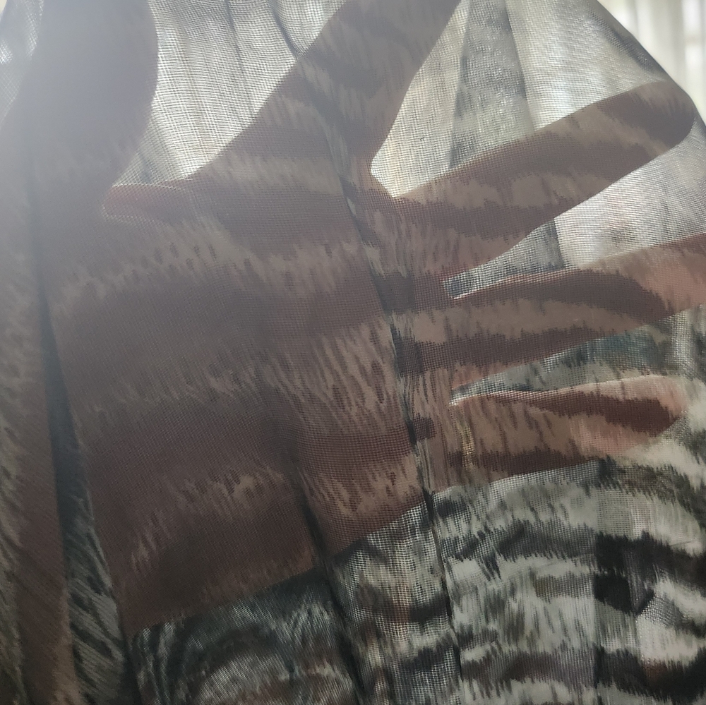 Sheer Scarf - Picture 4 of 6